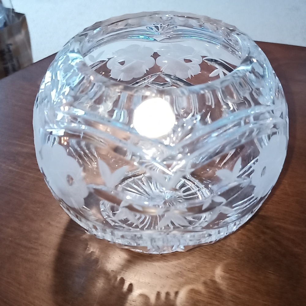 Vintage Rogaska Cut Crystal Rose Bowl w/Etched Floral Design Poland 24% … - Picture 4 of 6